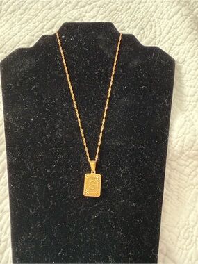Plunder Gold S Rectangular Pendant Necklace (Stainless Steel)